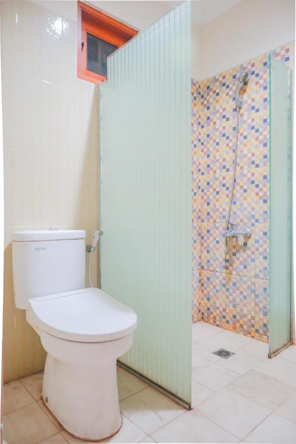 โอโย 2196 Ss โฮม Hotel จาการ์ตา ภายนอก รูปภาพ