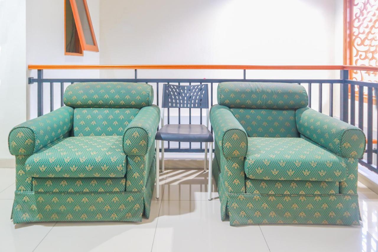 โอโย 2196 Ss โฮม Hotel จาการ์ตา ภายนอก รูปภาพ
